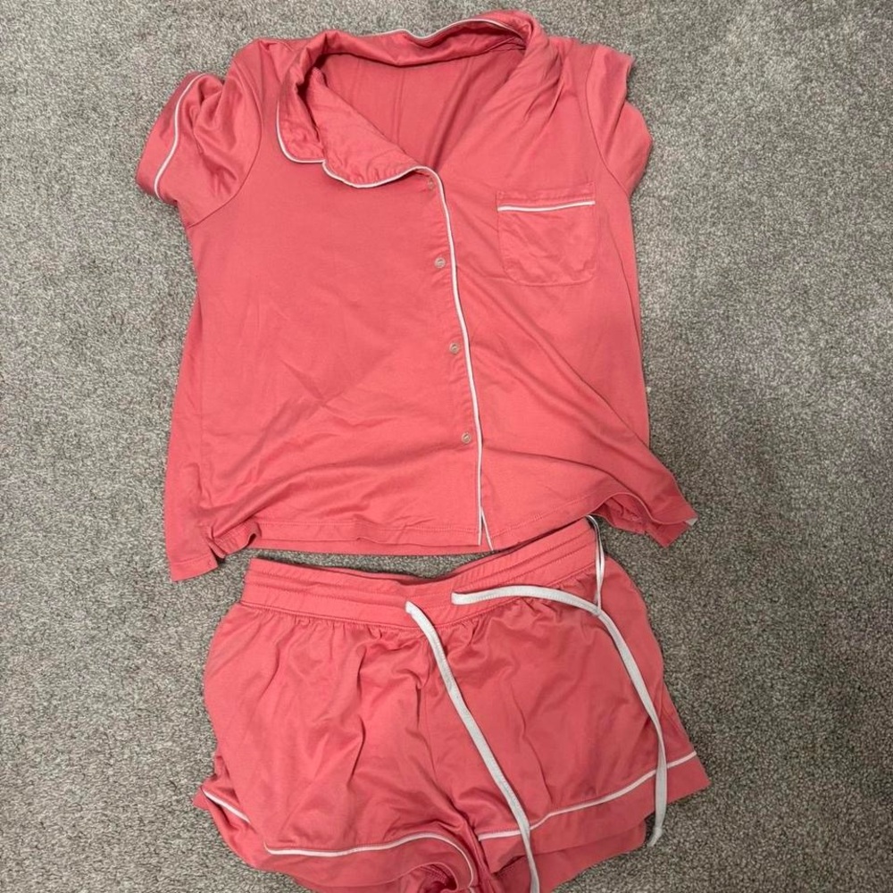 GapBody Button-Down Pajama Set